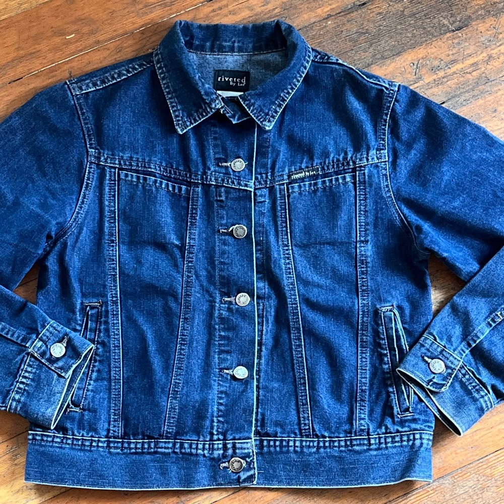 Vintage Riveted by Lee Denim Trucker Jacket Sz m